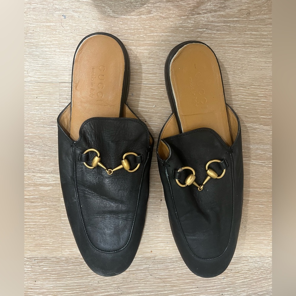 Authentic Guccis loafers size 40